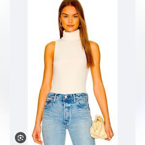 Show Me Your Mumu Turtle Bodysuit size M